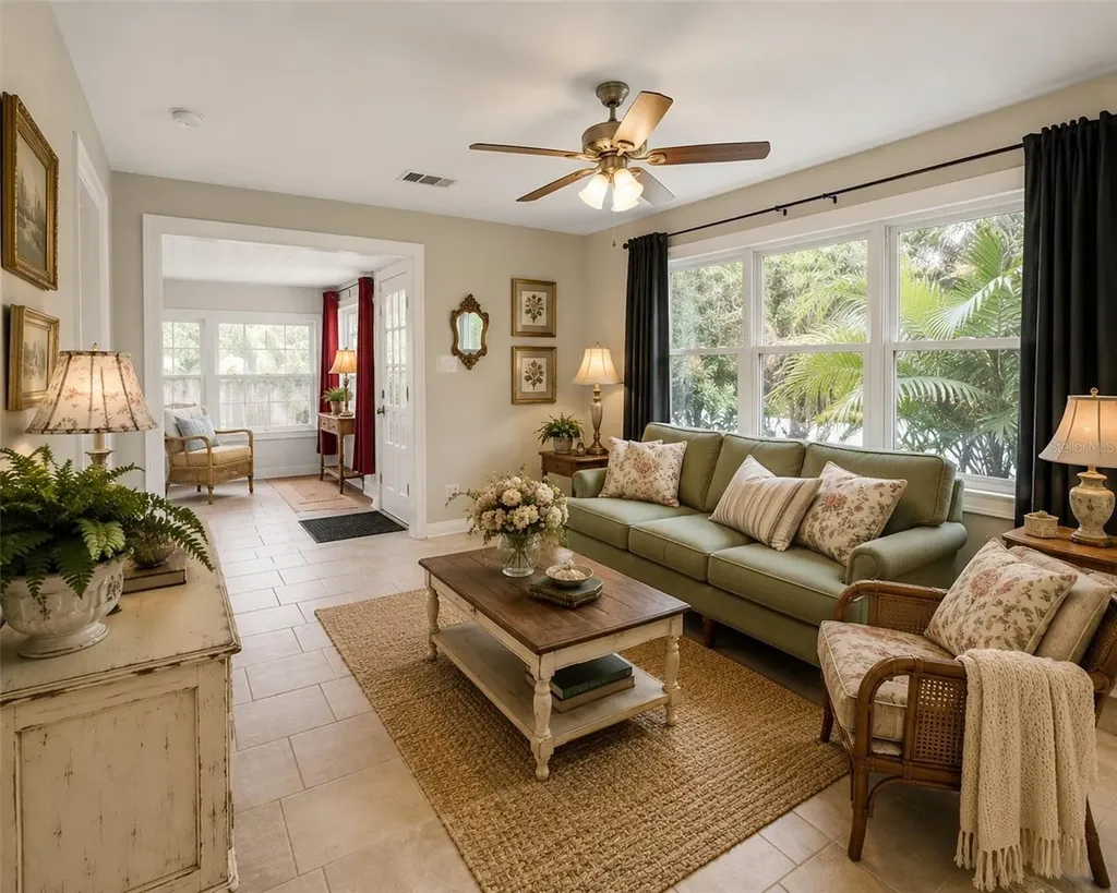 301 S Hampton Avenue Orlando FL 32803