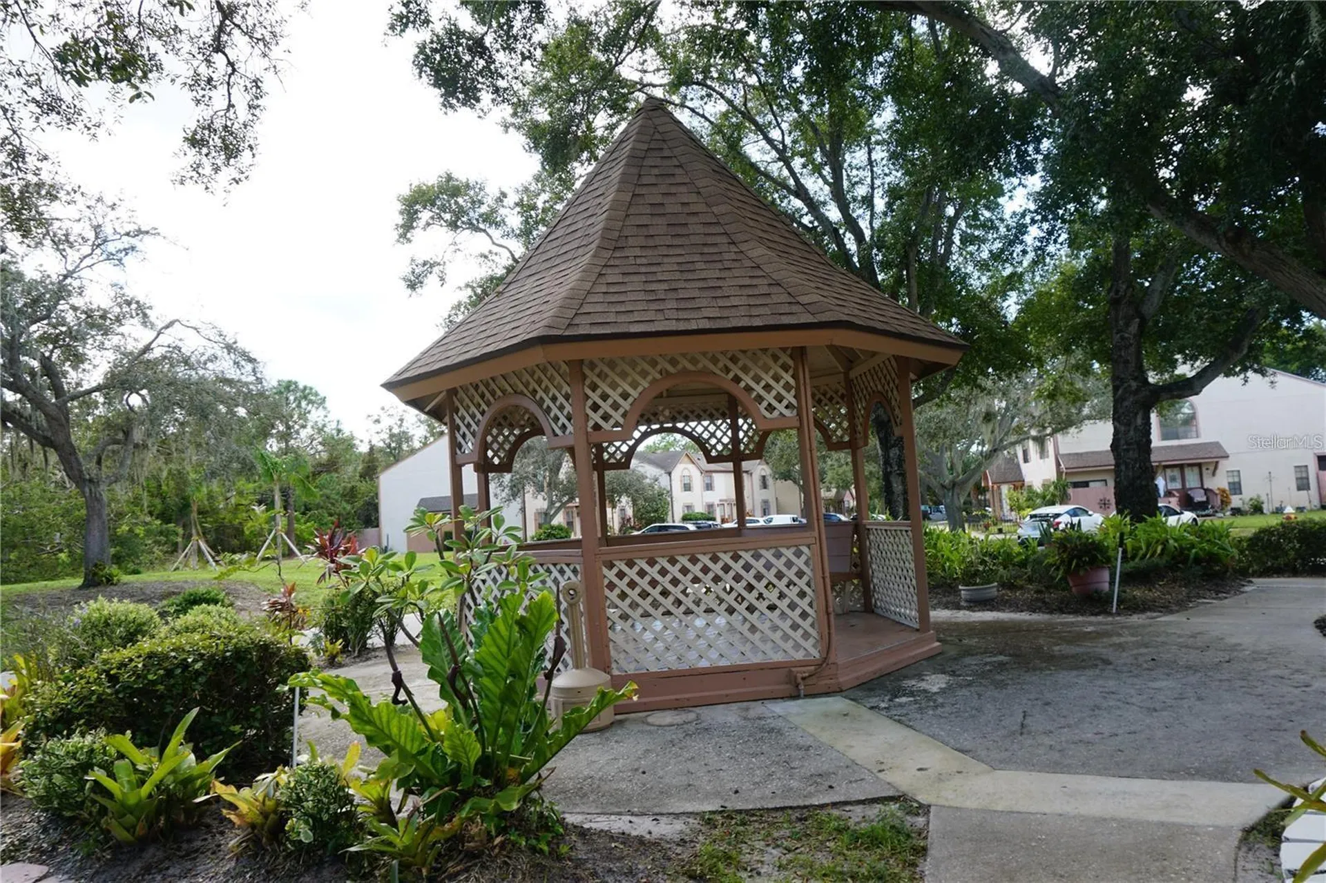 2404 Brigadoon Drive Clearwater FL 33759