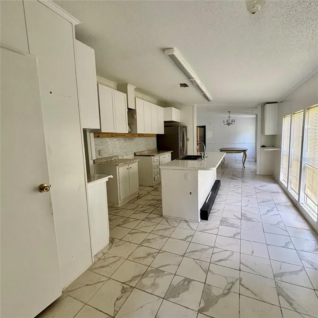 Webster FL 33597