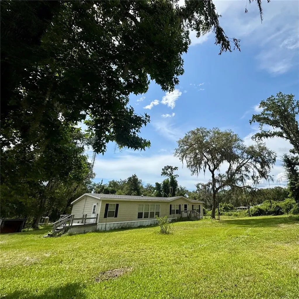 Webster FL 33597