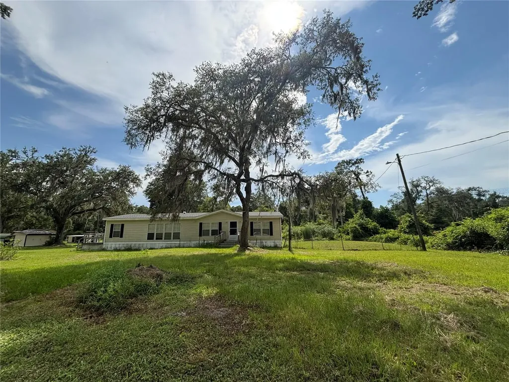 Webster FL 33597