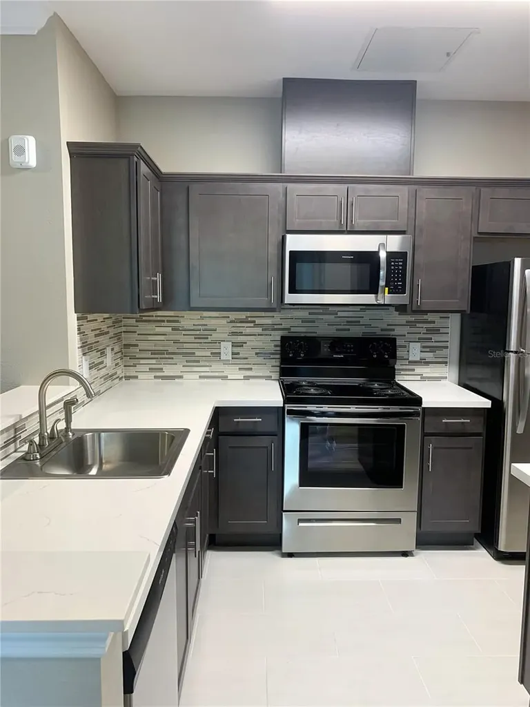 5617 Legacy Crescent Place Riverview FL 33578