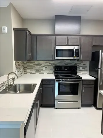 5617 Legacy Crescent Place Riverview FL 33578