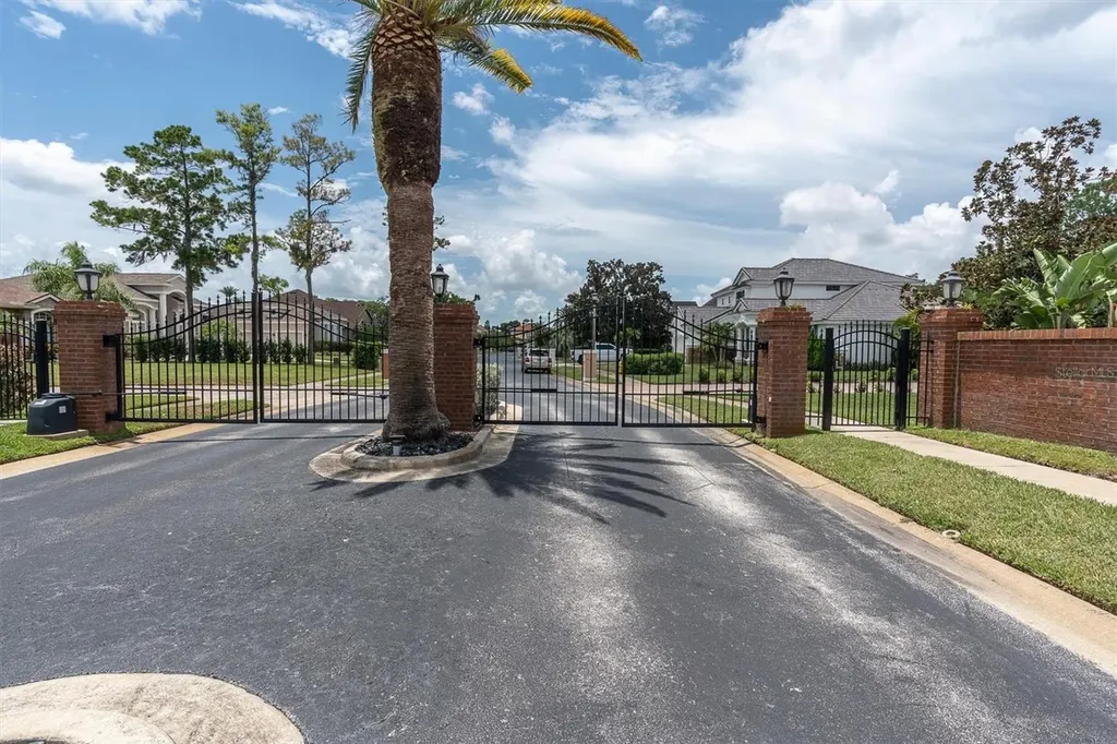 4270 Cove Drive Palm Harbor FL 34685