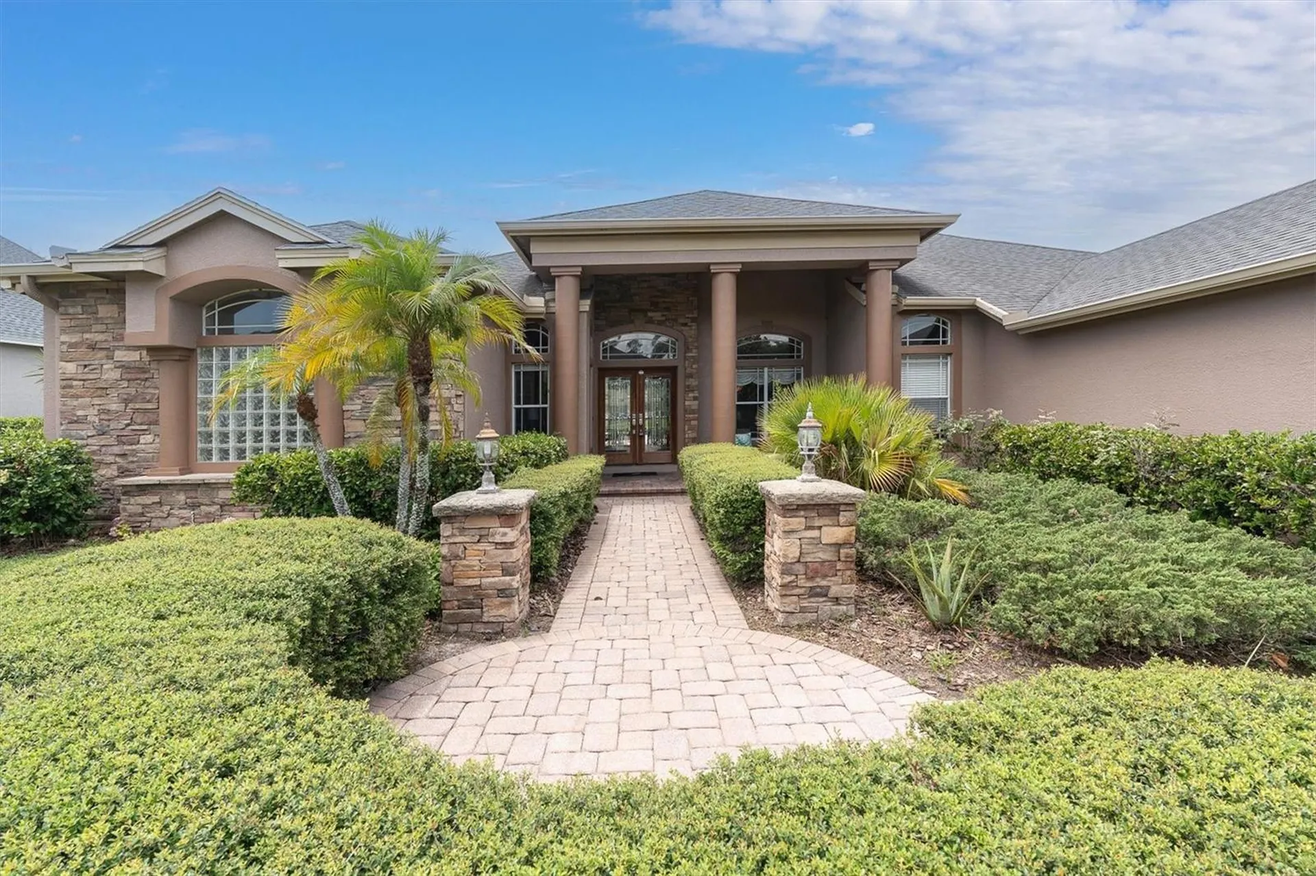 4270 Cove Drive Palm Harbor FL 34685