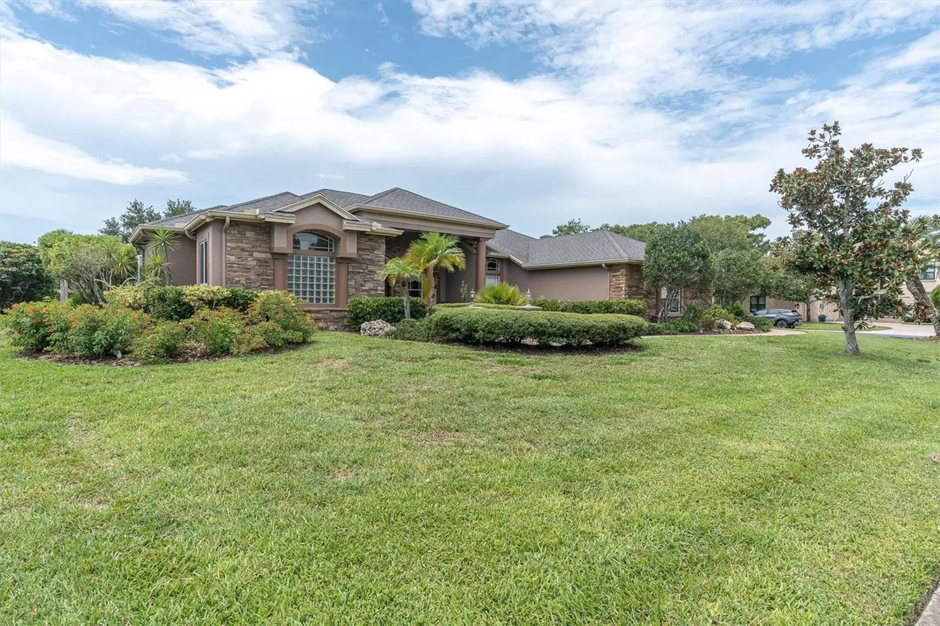 4270 Cove Drive Palm Harbor FL 34685