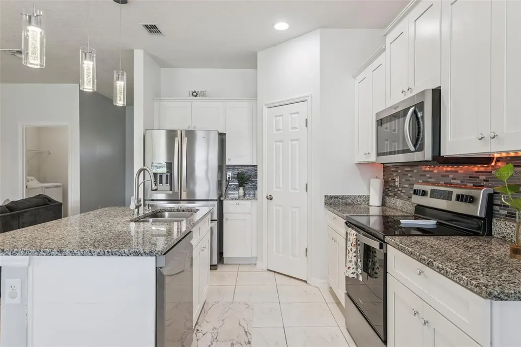 2713 Wortham Lane Kissimmee FL 34744