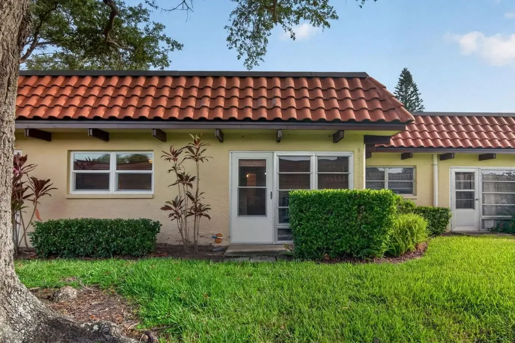1701 Pinehurst Road Dunedin FL 34698