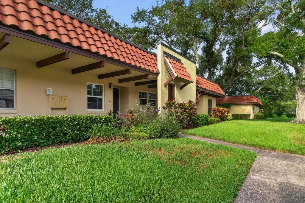 1701 Pinehurst Road Dunedin FL 34698