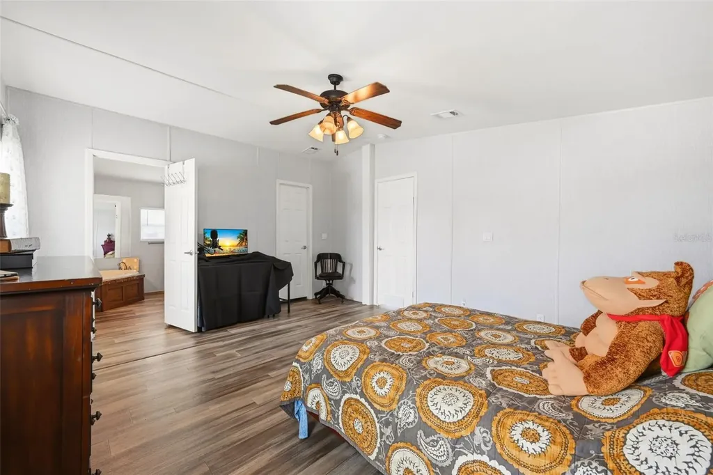 209 Ellsworth Drive Kissimmee FL 34758