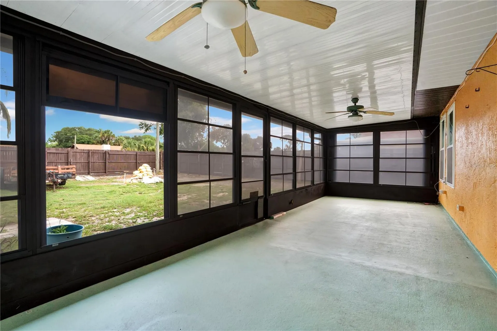 867 Banks Street NW Palm Bay FL 32907