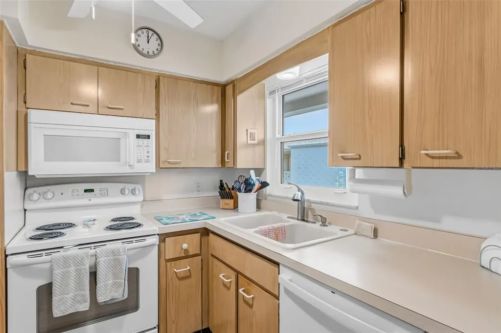 611 Gulf Drive N Bradenton Beach FL 34217