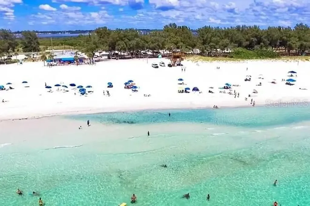 611 Gulf Drive N Bradenton Beach FL 34217