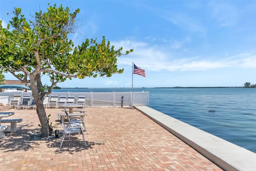 611 Gulf Drive N Bradenton Beach FL 34217