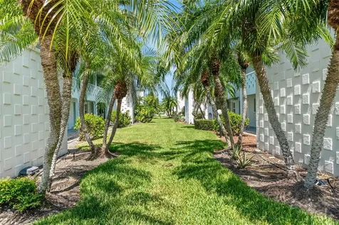 611 Gulf Drive N Bradenton Beach FL 34217