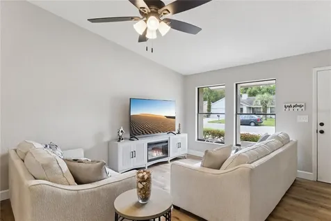 3741 Shady Grove Circle Orlando FL 32810