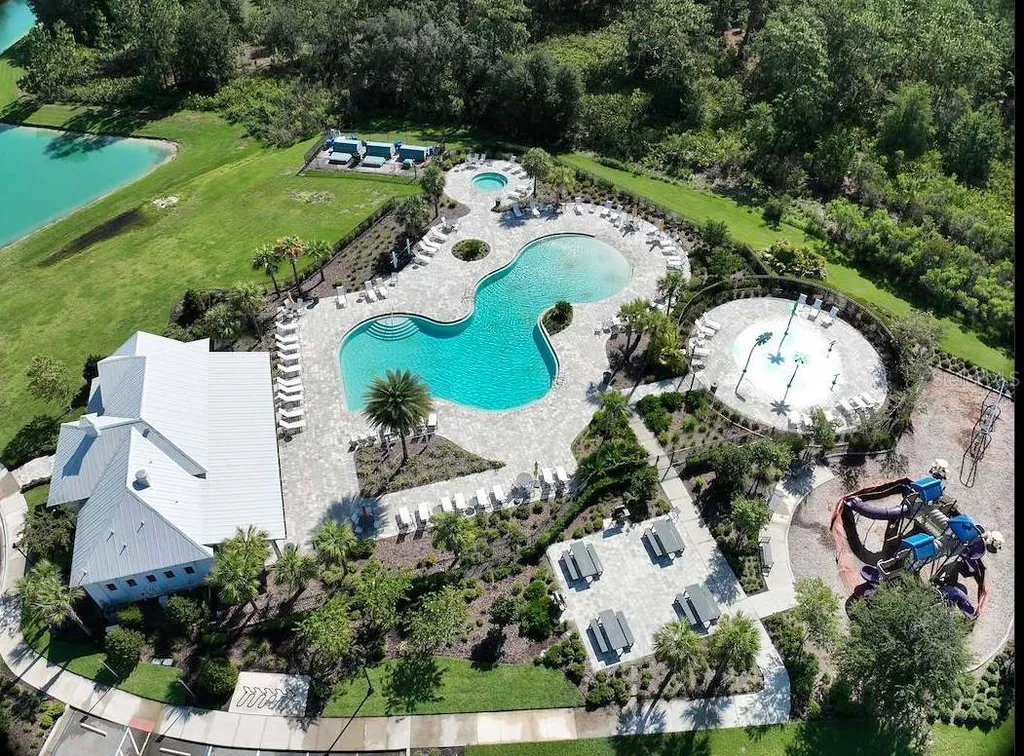6076 Wandering Willow Drive Wesley Chapel FL 33545