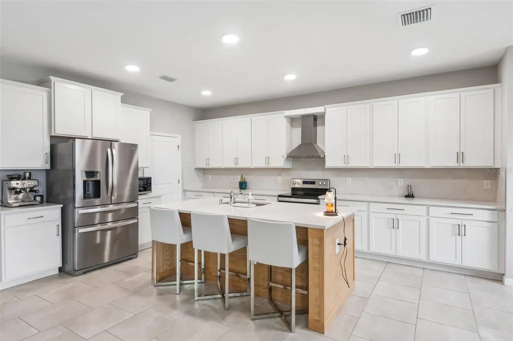 6076 Wandering Willow Drive Wesley Chapel FL 33545