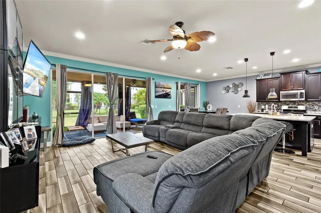 7502 Sea Lilly Court Apollo Beach FL 33572