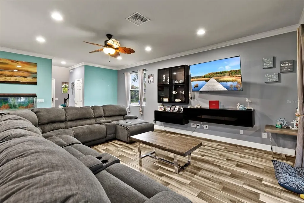 7502 Sea Lilly Court Apollo Beach FL 33572