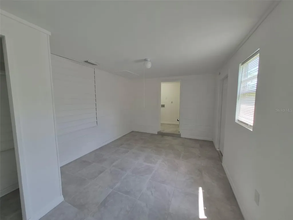 27 E Lemon Street Beverly Hills FL 34465
