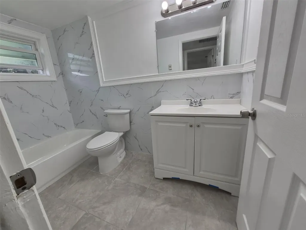 27 E Lemon Street Beverly Hills FL 34465