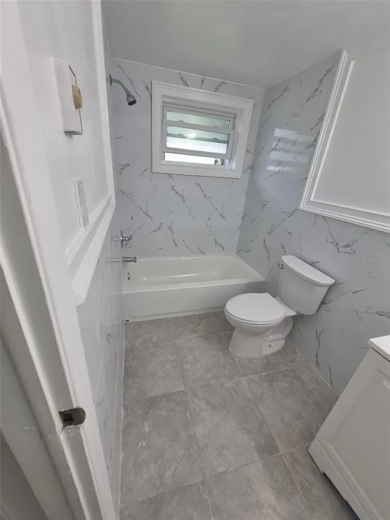 27 E Lemon Street Beverly Hills FL 34465
