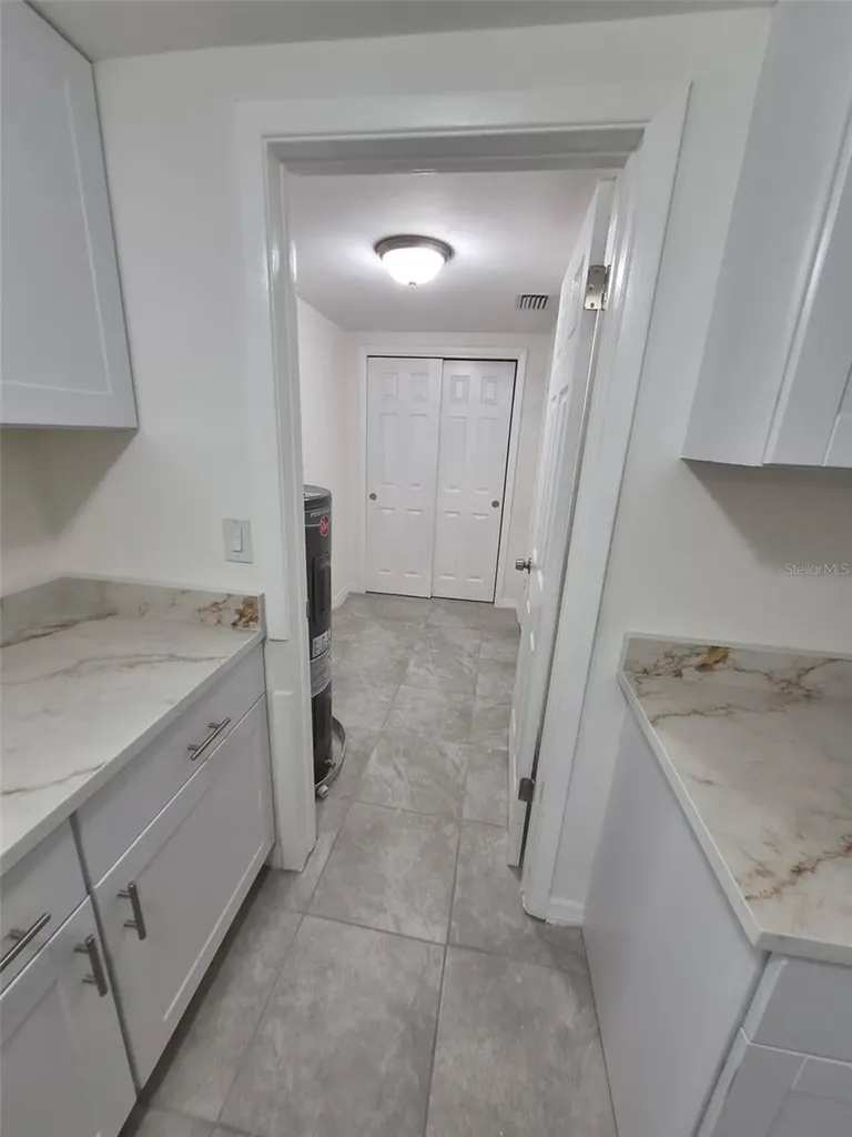 27 E Lemon Street Beverly Hills FL 34465