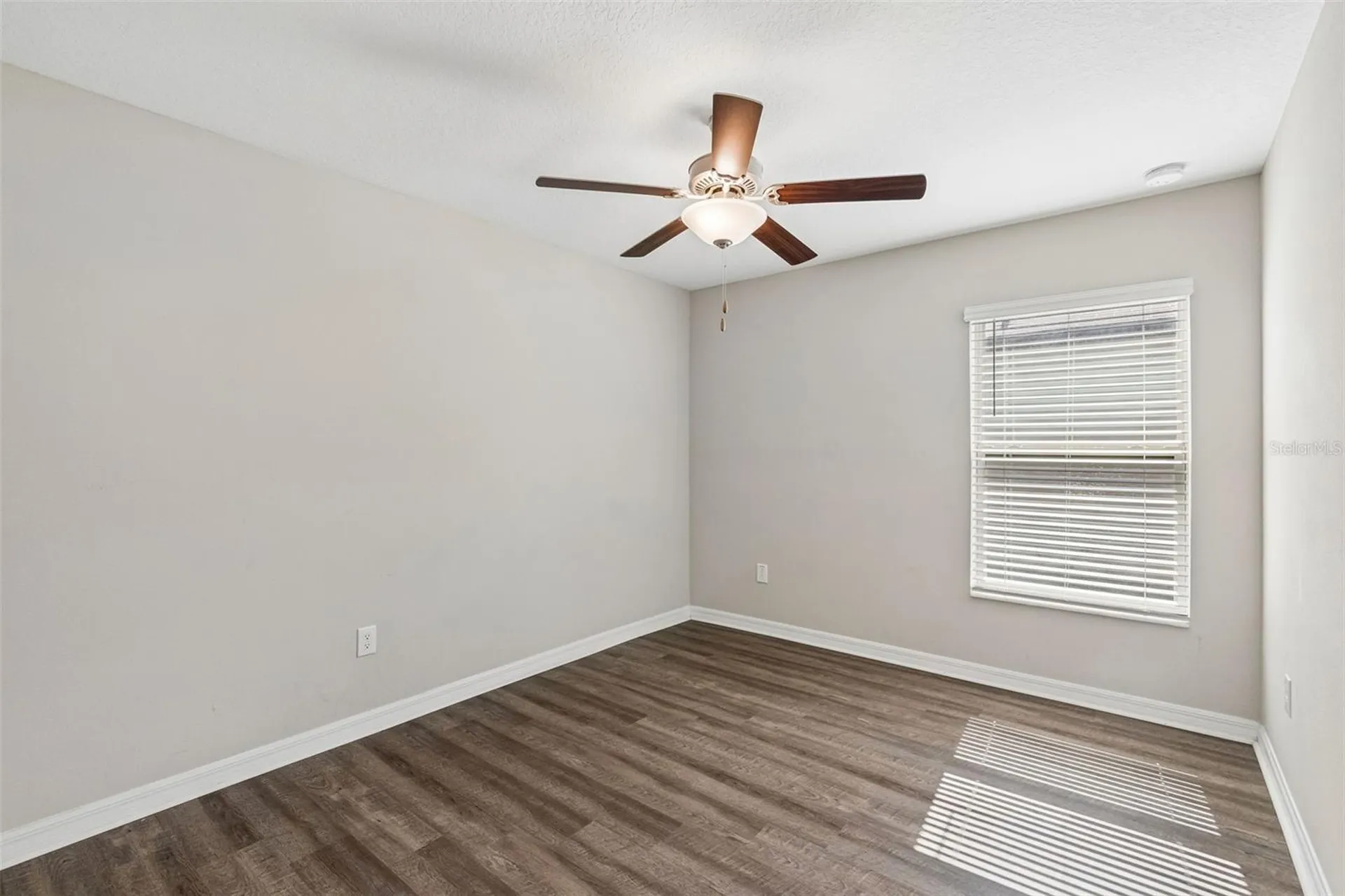 1565 Colding Drive Ruskin FL 33570