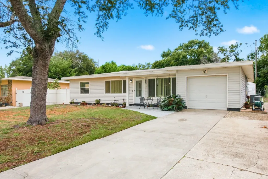 1456 S Prescott Avenue Clearwater FL 33756