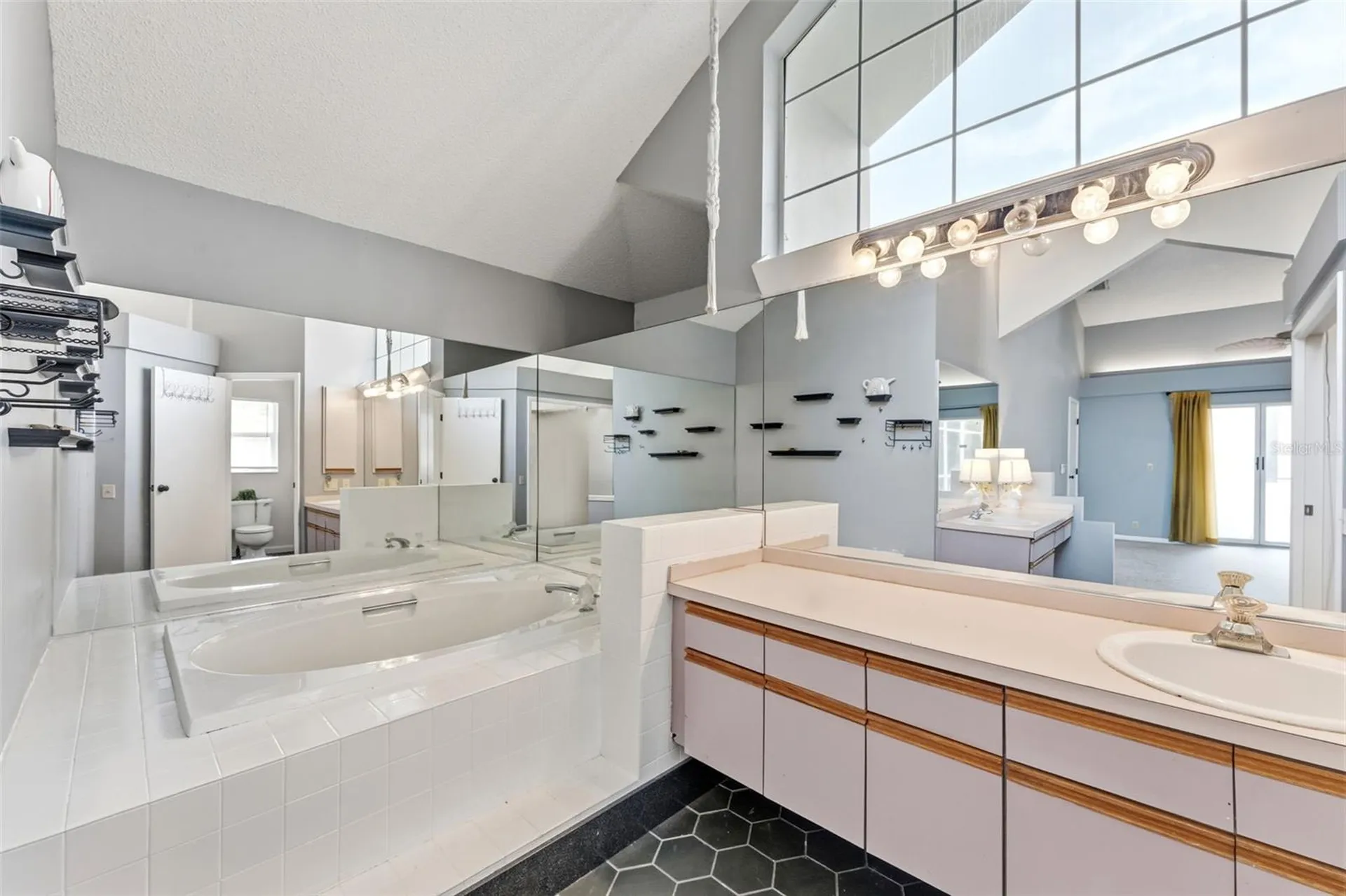 1763 Pebble Hill Court Palm Harbor FL 34683