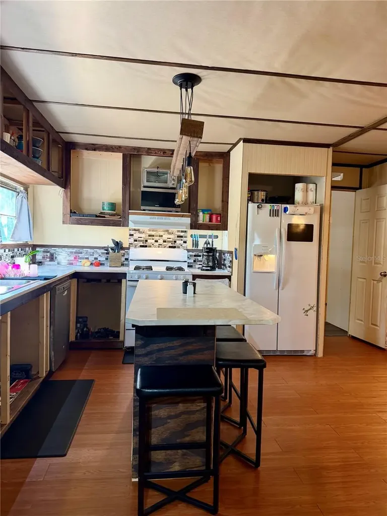 13030 NE 249 Court Fort Mc Coy FL 32134