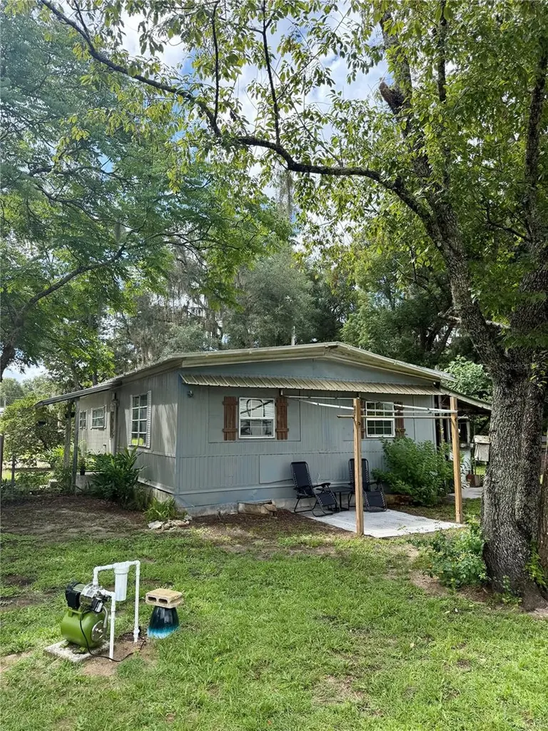 13030 NE 249 Court Fort Mc Coy FL 32134