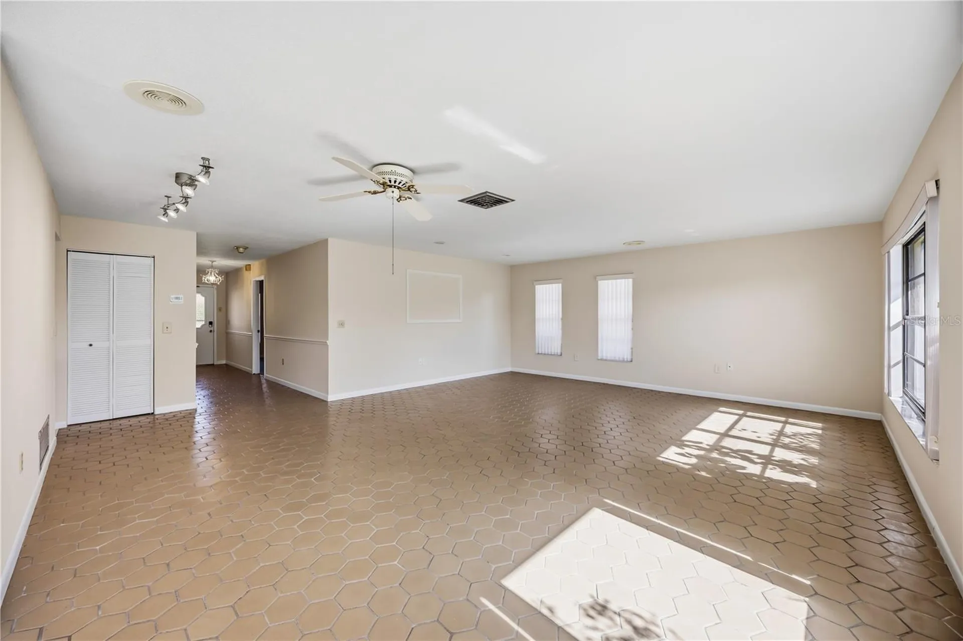 849 Senda Plata Venice FL 34293