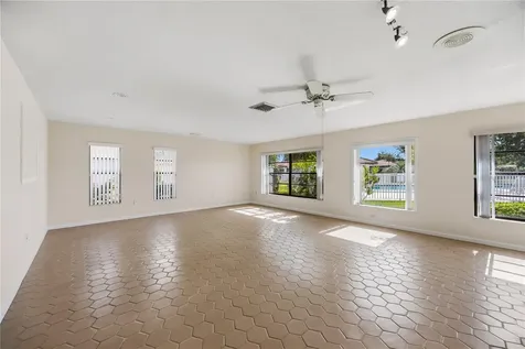 849 Senda Plata Venice FL 34293