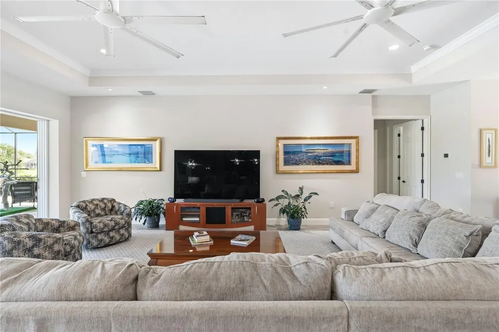 9215 Lake Cypress Loop Weeki Wachee FL 34613