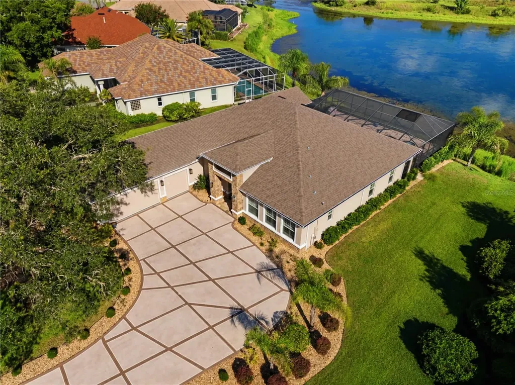 9215 Lake Cypress Loop Weeki Wachee FL 34613