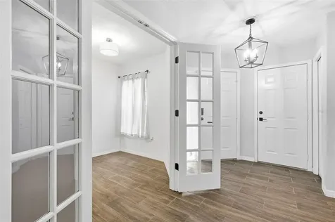 4253 Brentwood Park Circle Tampa FL 33624