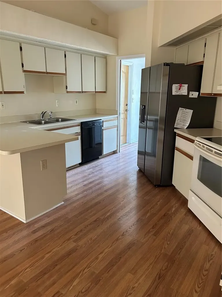 5482 Mariner Boulevard Spring Hill FL 34609