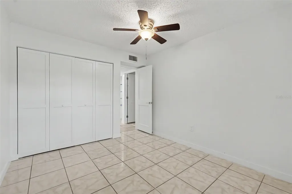 4805 Alt 19 Palm Harbor FL 34683