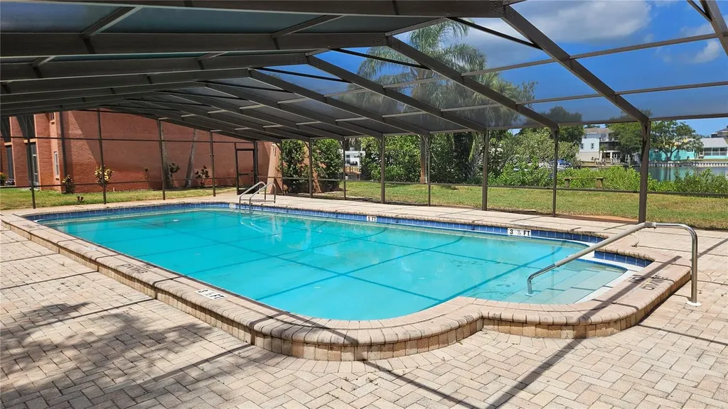 4805 Alt 19 Palm Harbor FL 34683