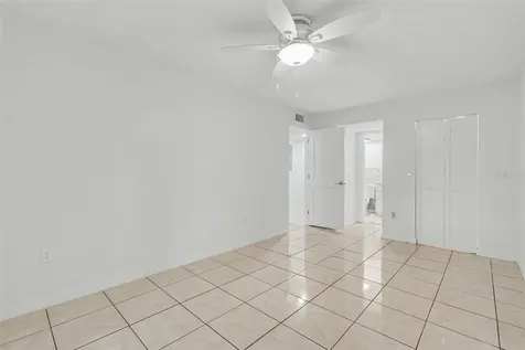 4805 Alt 19 Palm Harbor FL 34683