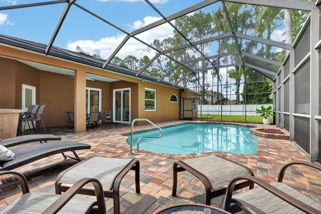 30 Edge Lane Palm Coast FL 32164