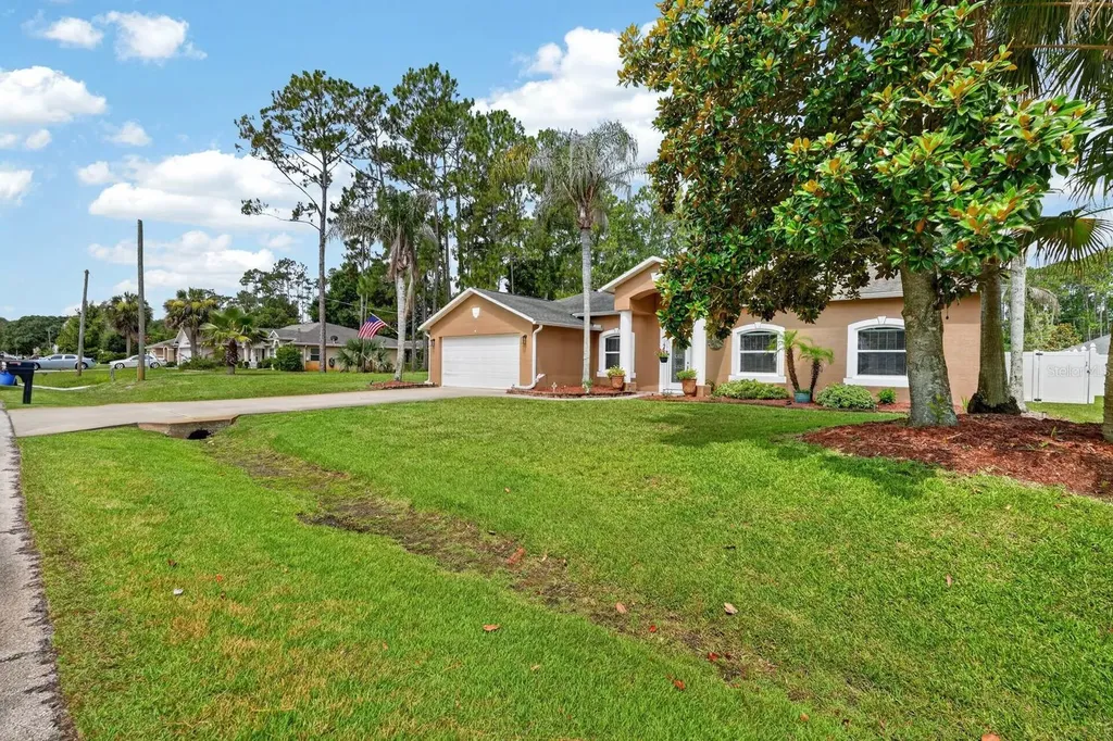 30 Edge Lane Palm Coast FL 32164