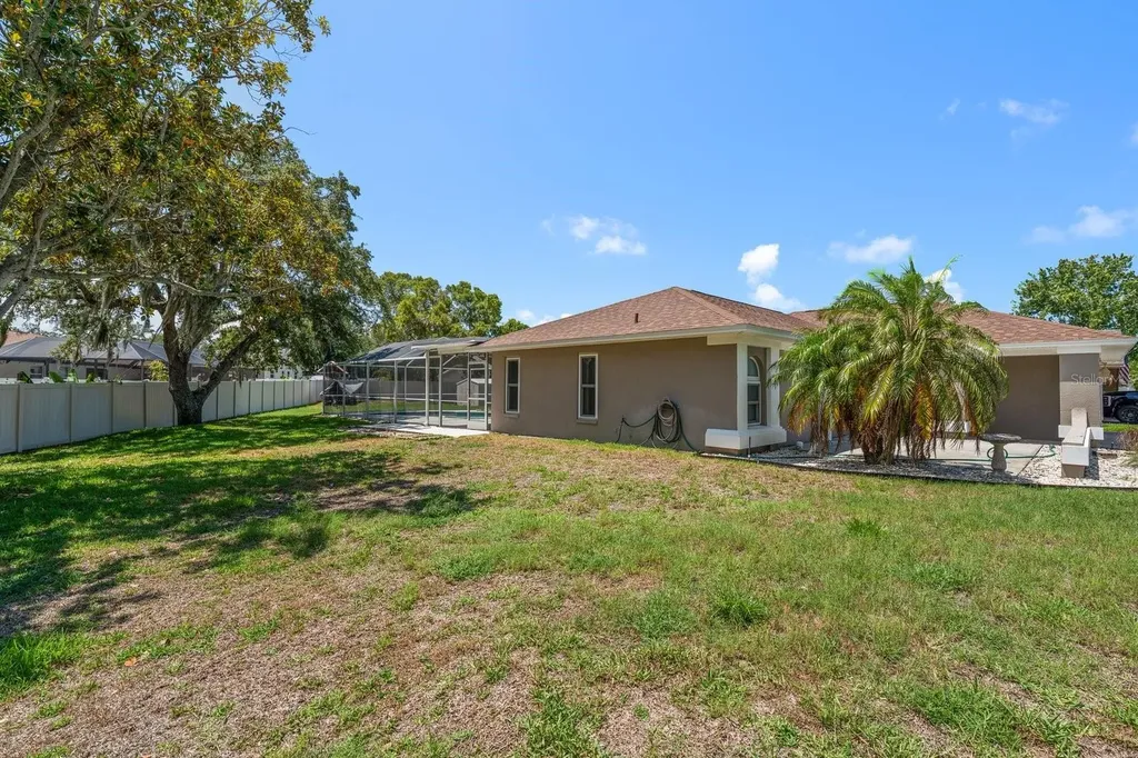 1301 Lily Court Tarpon Springs FL 34689