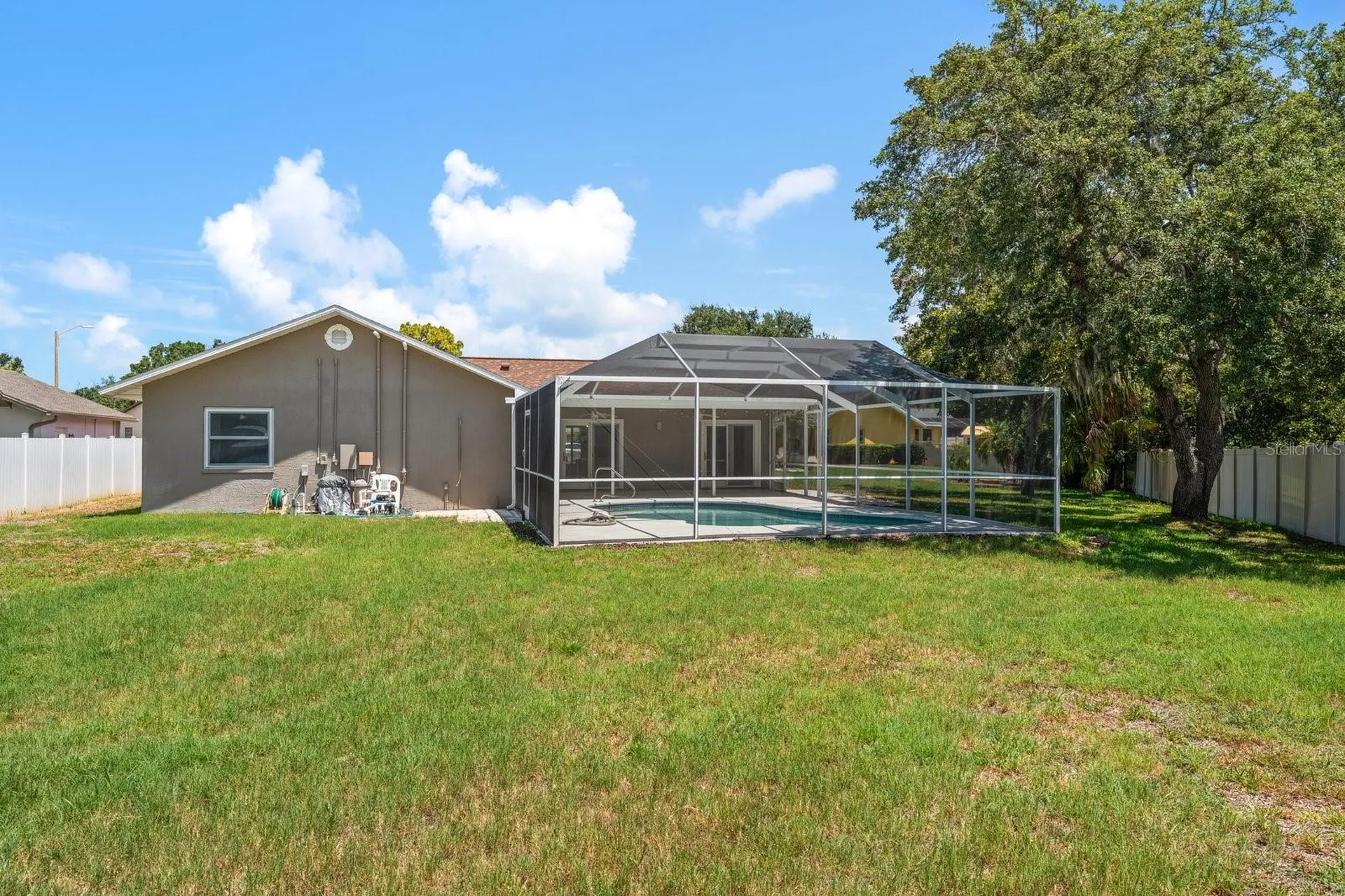 1301 Lily Court Tarpon Springs FL 34689