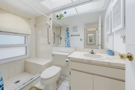 1301 Lily Court Tarpon Springs FL 34689