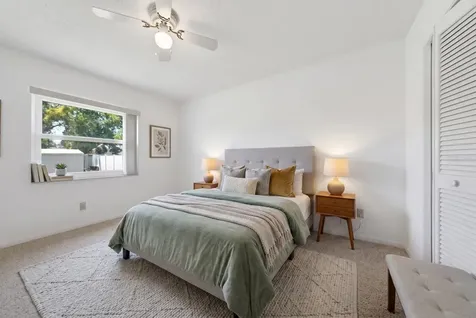 1301 Lily Court Tarpon Springs FL 34689