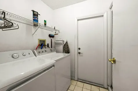 1301 Lily Court Tarpon Springs FL 34689