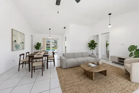 1301 Lily Court Tarpon Springs FL 34689